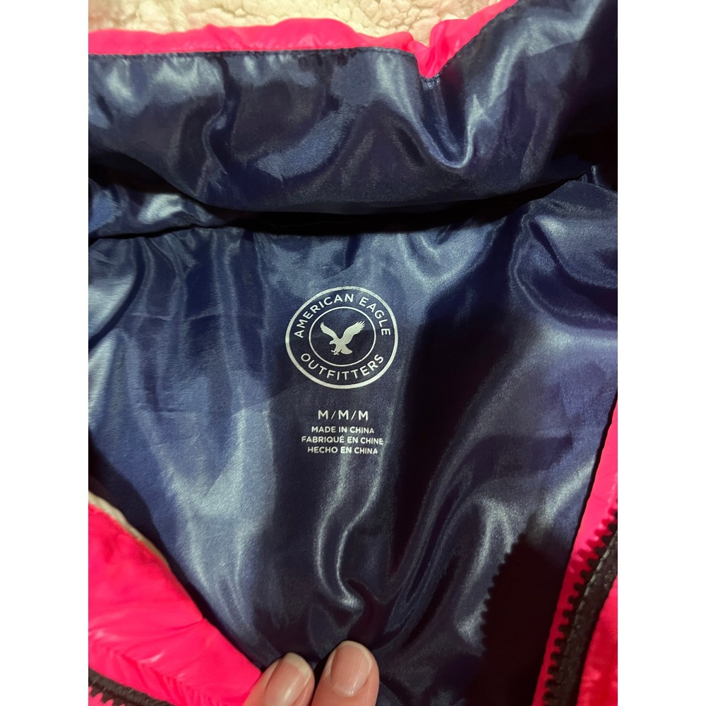 American Eagle Neon Pink Down Puffer Vest Detachable Faux Fur Hood Women Small - Picture 4 of 7
